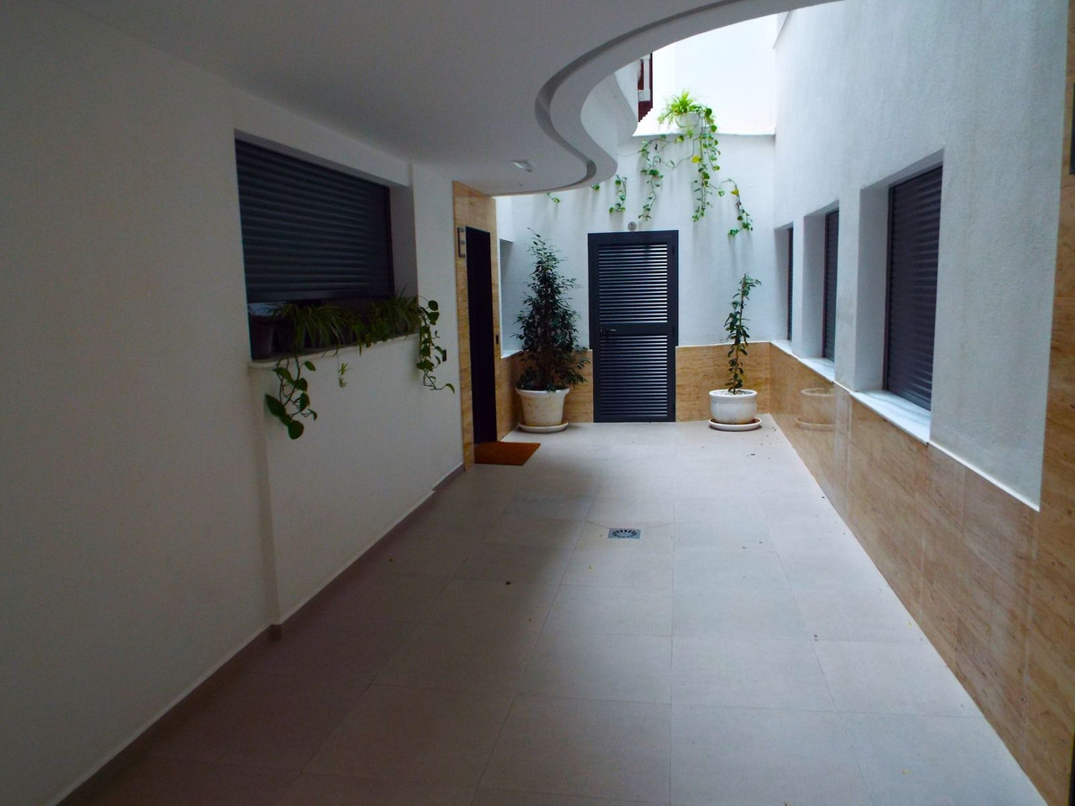 Appartement te koop in Estepona | 1 slaapkamers H5335588