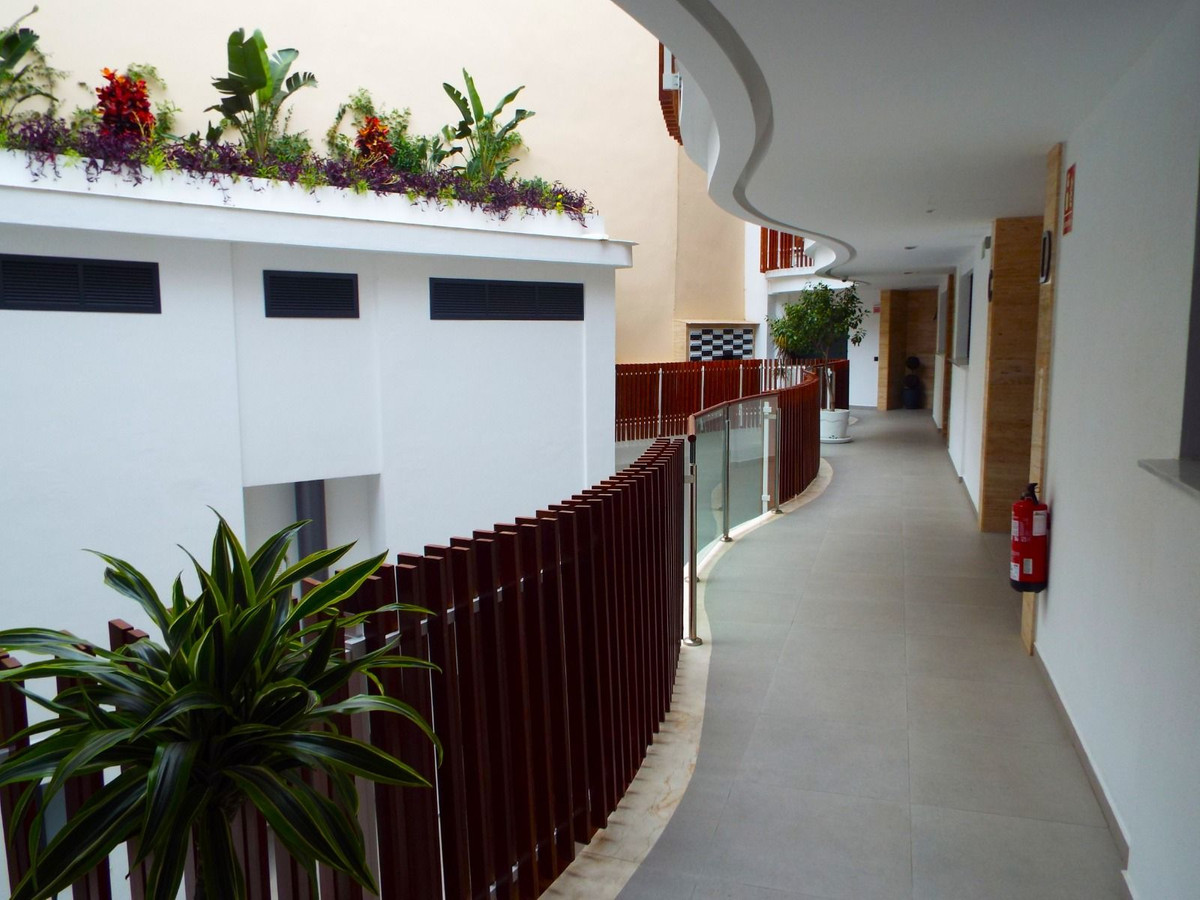 Appartement te koop in Estepona | 1 slaapkamers H5335588