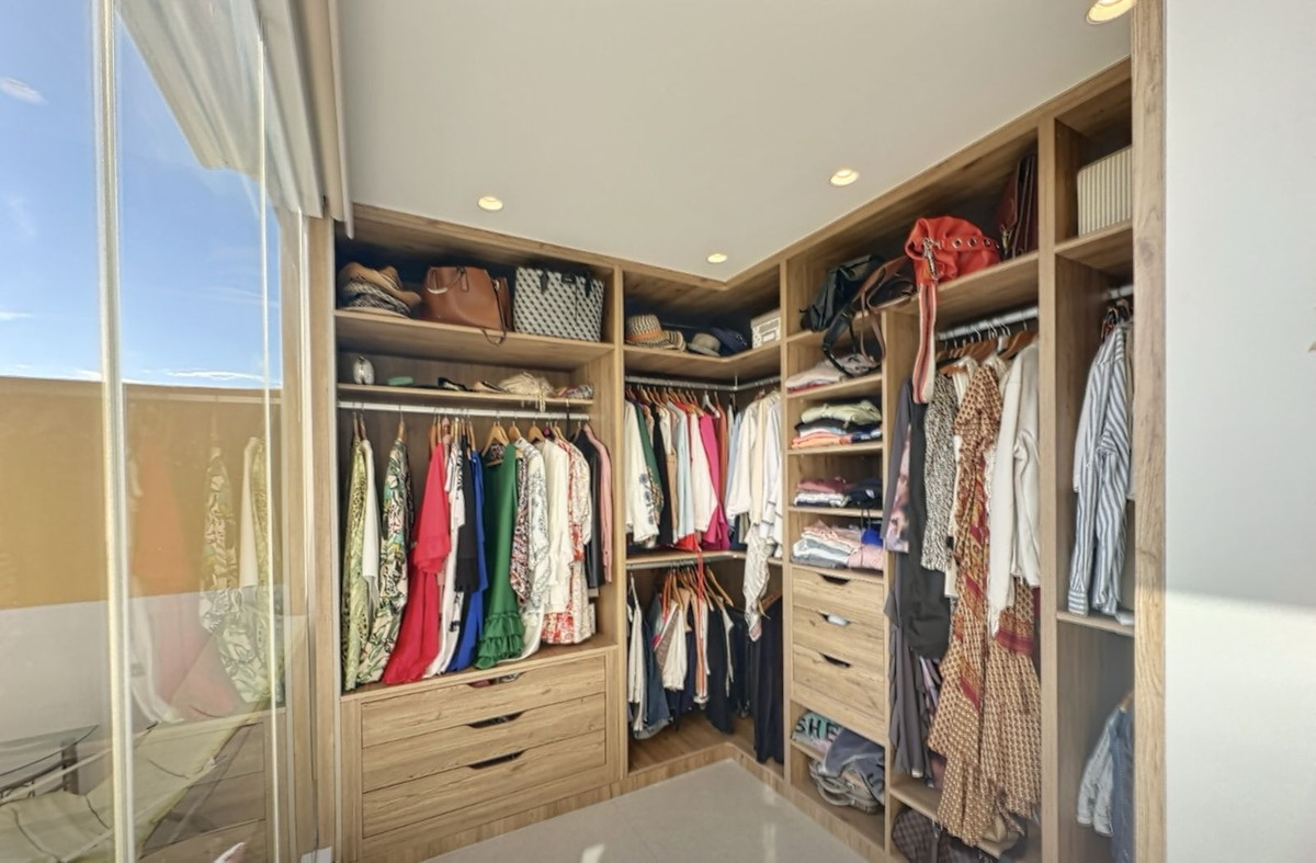 Appartement te koop in Estepona | 3 slaapkamers H5335687