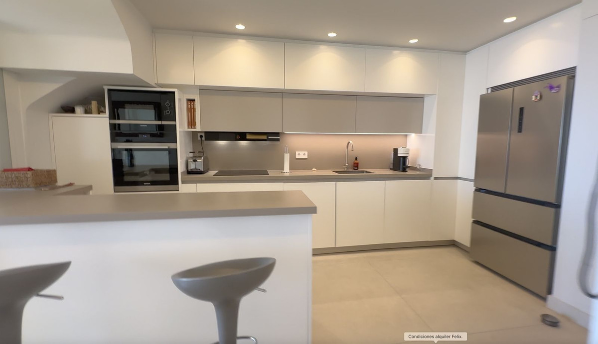 Appartement te koop in Estepona | 3 slaapkamers H5335687