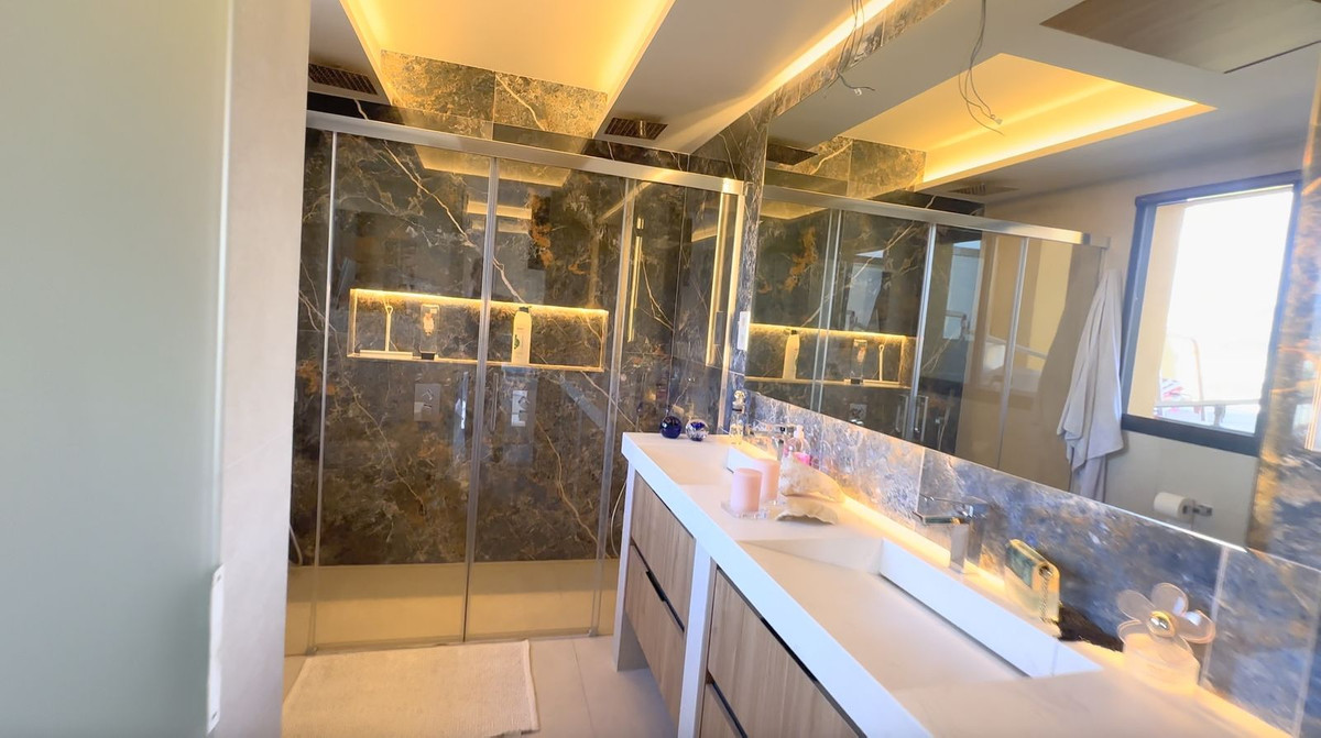 Appartement te koop in Estepona | 3 slaapkamers H5335687