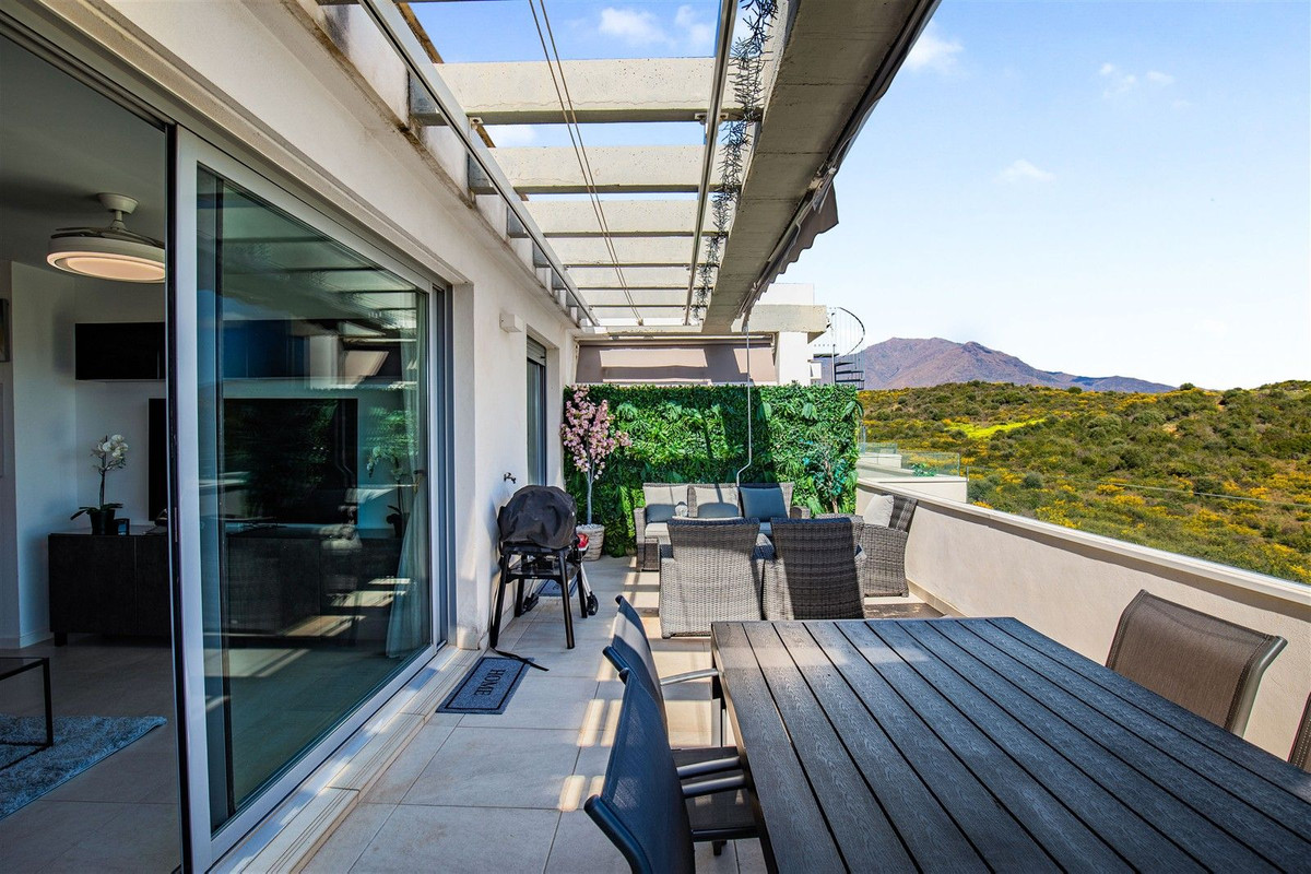 Appartement te koop in Estepona | 3 slaapkamers H5335711