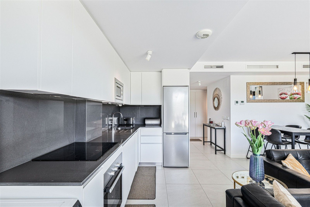 Appartement te koop in Estepona | 3 slaapkamers H5335711