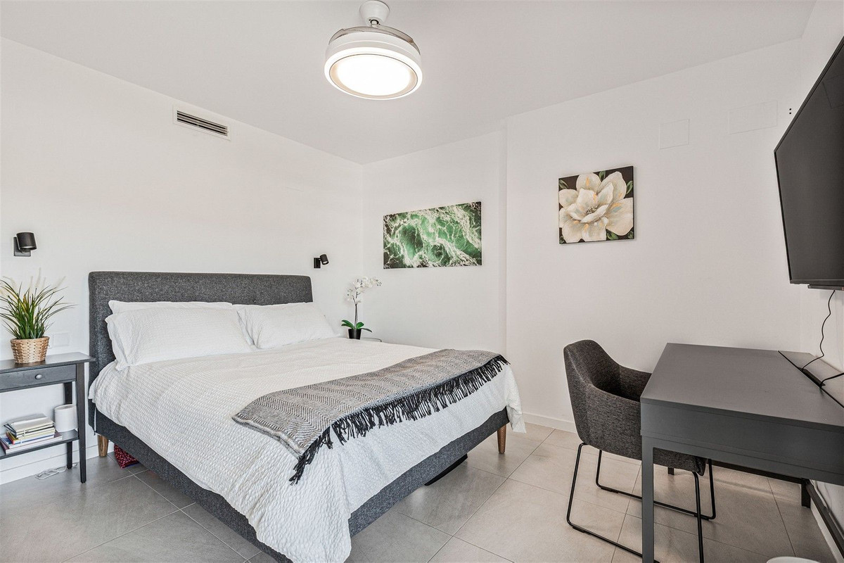 Appartement te koop in Estepona | 3 slaapkamers H5335711