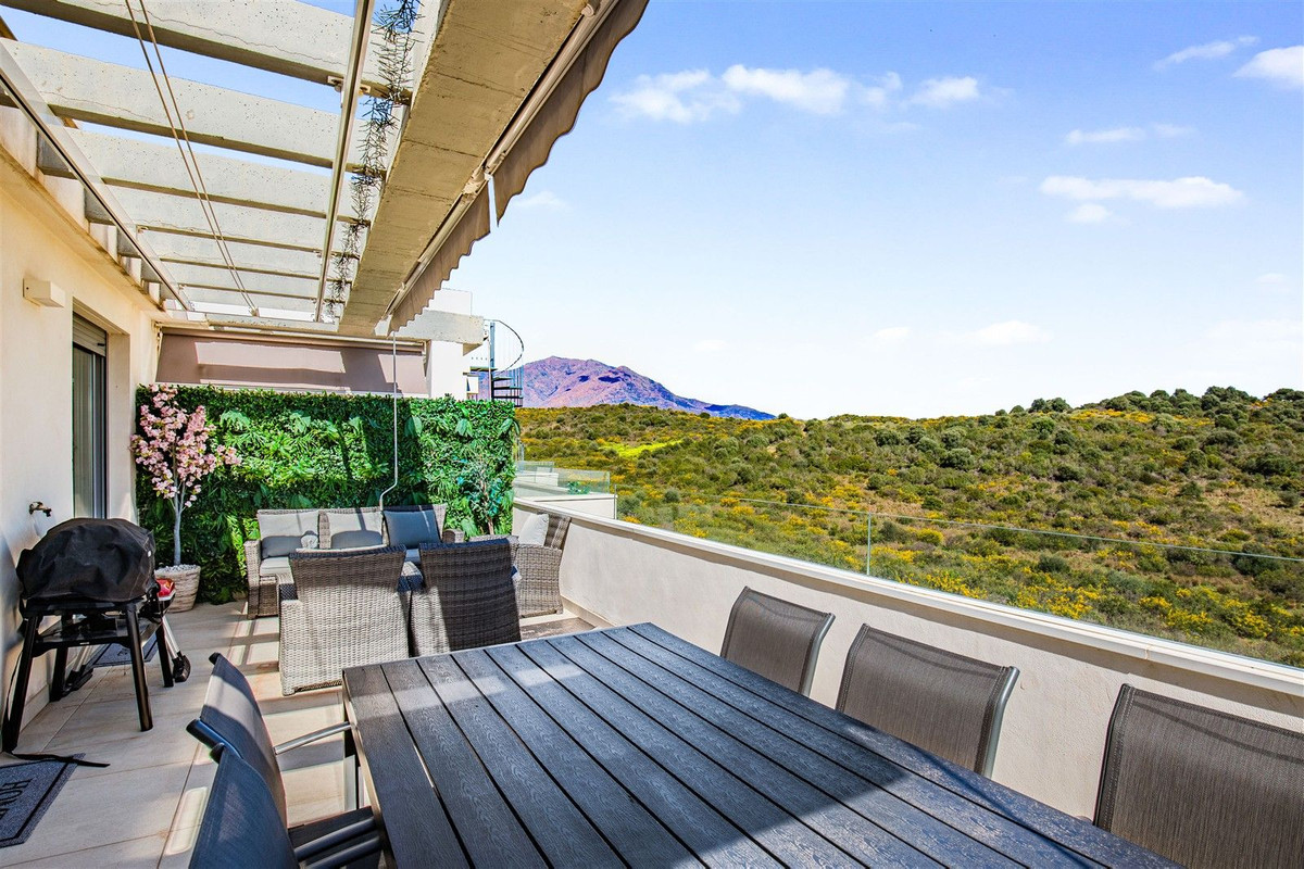 Appartement te koop in Estepona | 3 slaapkamers H5335711