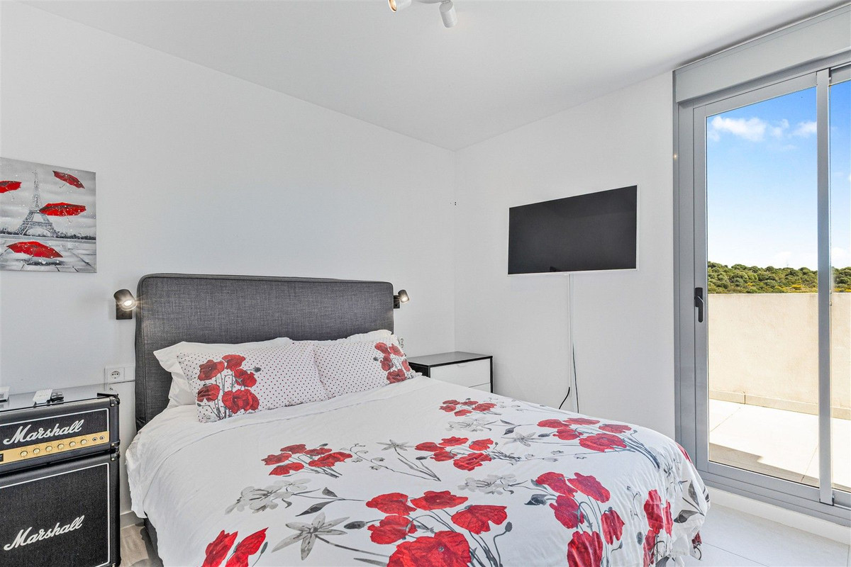 Appartement te koop in Estepona | 3 slaapkamers H5335711