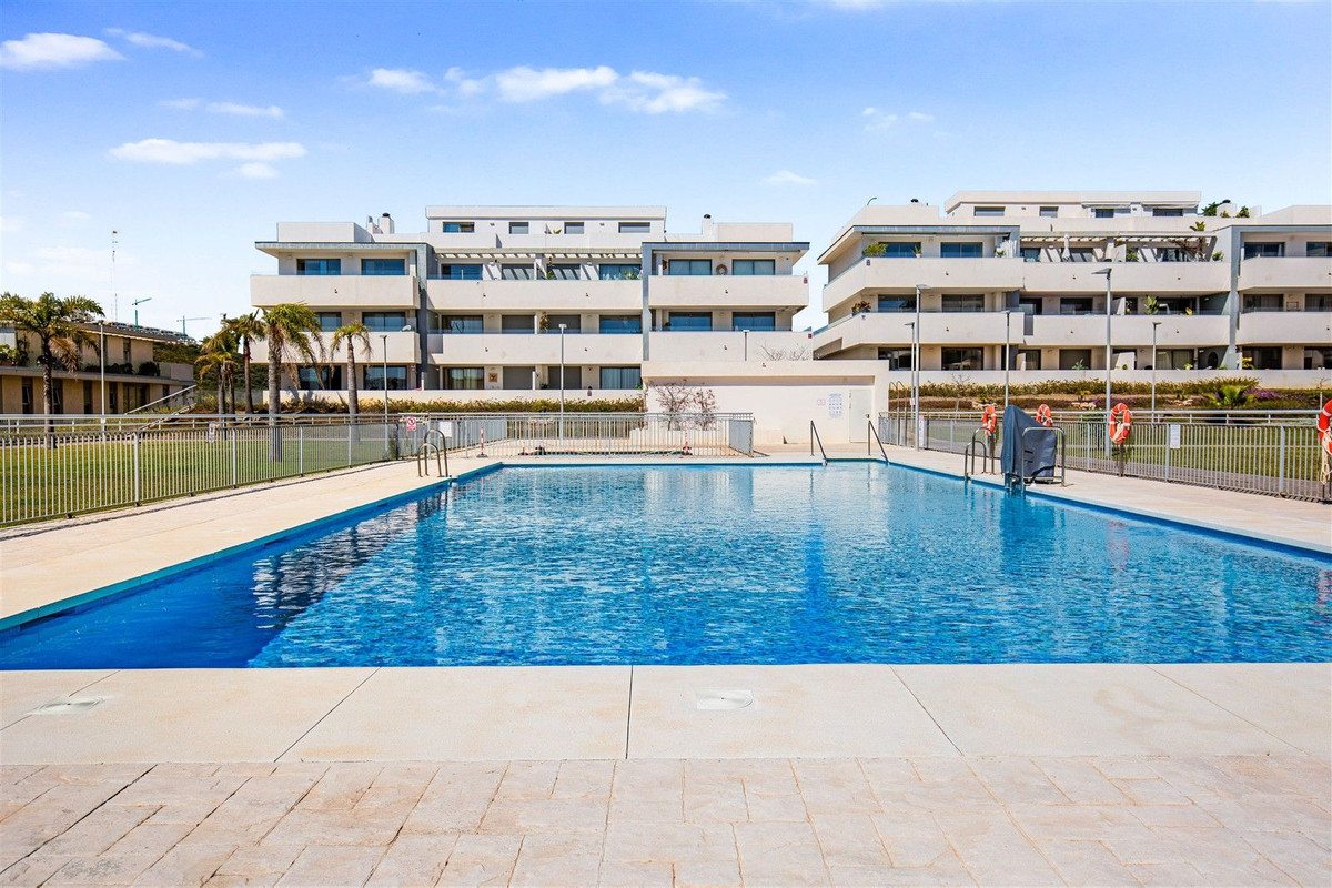 Appartement te koop in Estepona | 3 slaapkamers H5335711