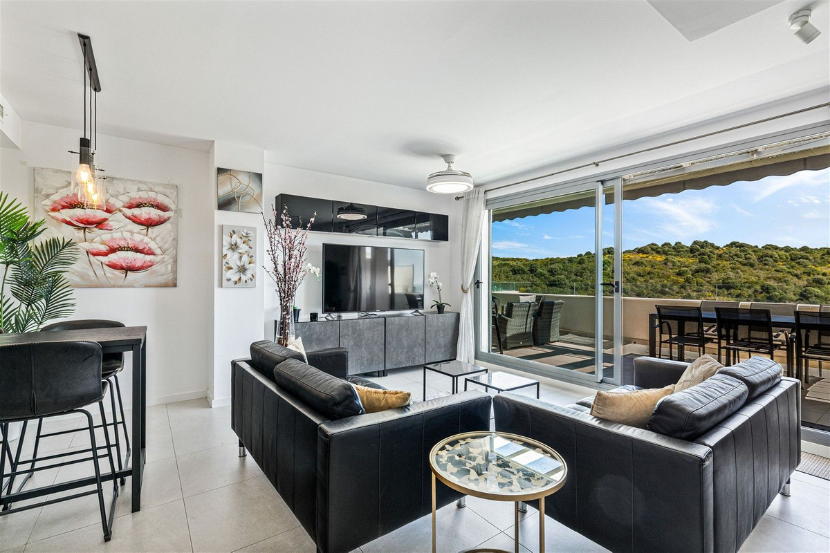 Appartement te koop in Estepona | 3 slaapkamers H5335711