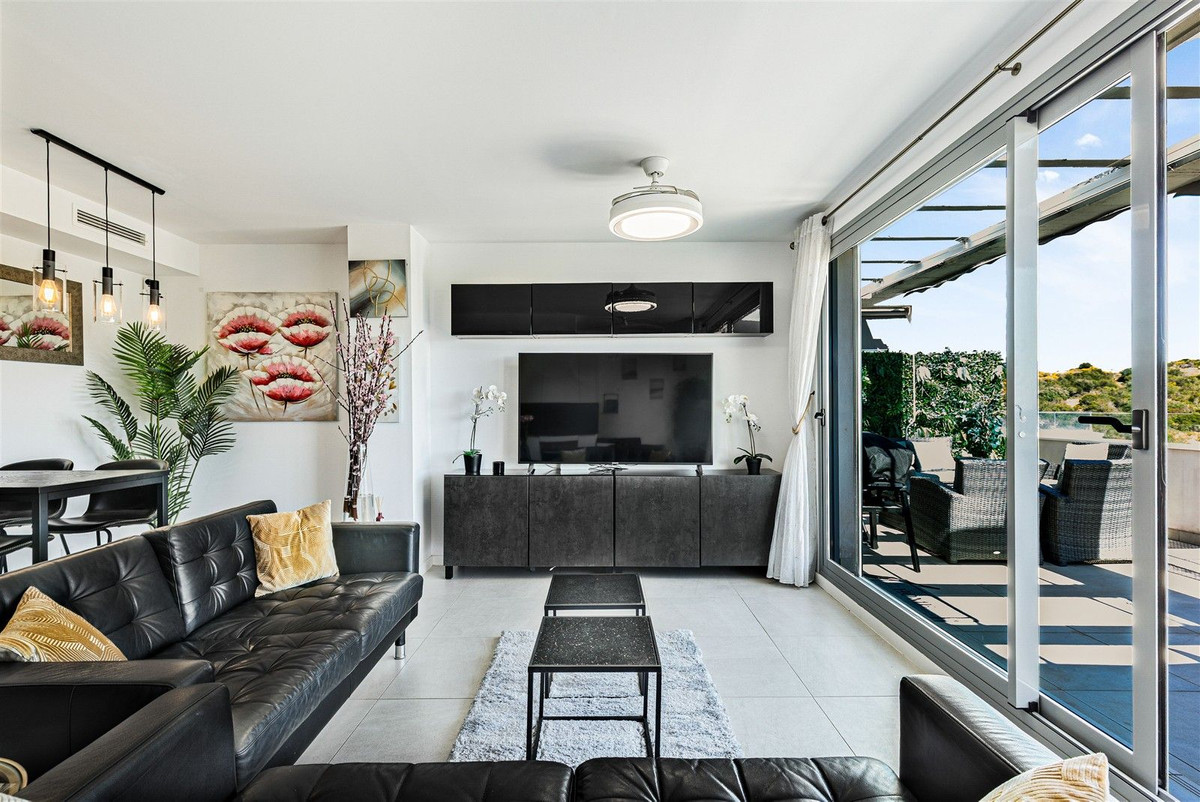 Appartement te koop in Estepona | 3 slaapkamers H5335711