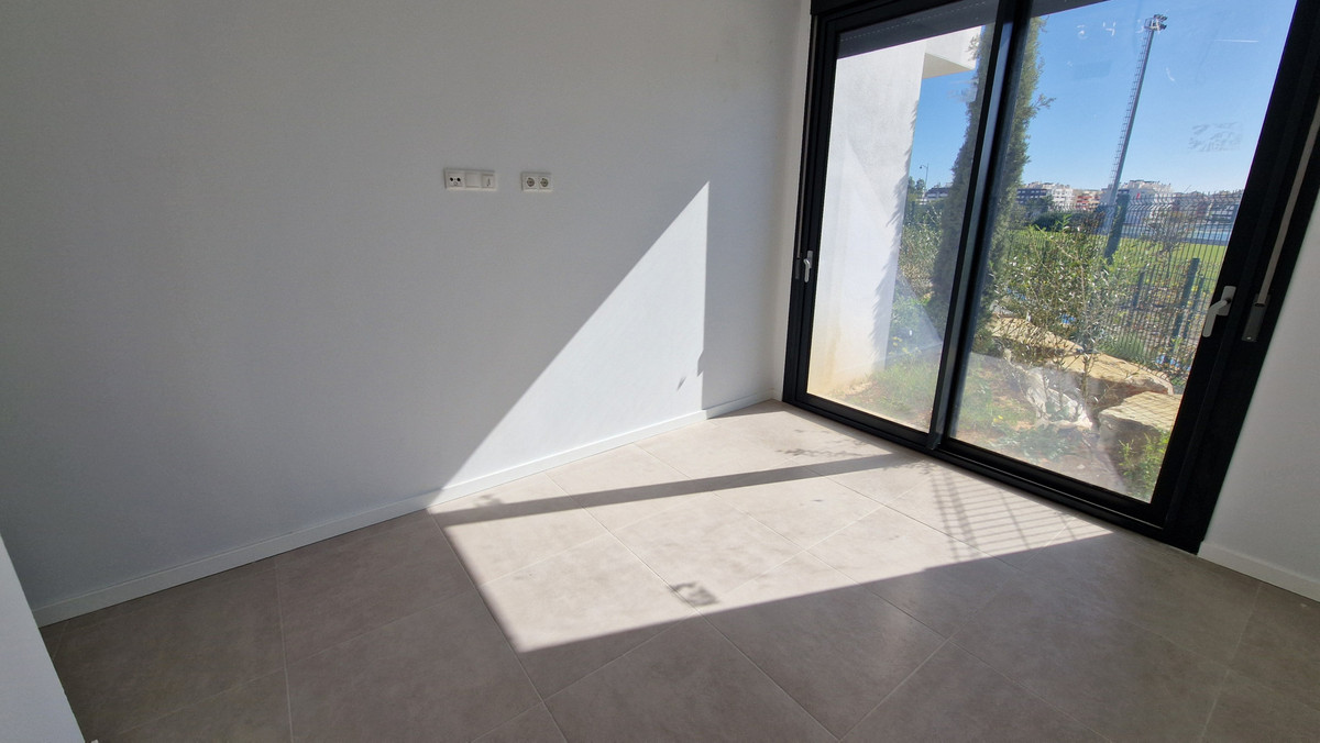 Appartement te koop in Estepona | 3 slaapkamers H5336857