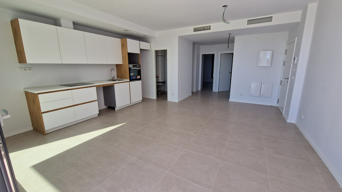 Appartement te koop in Estepona | 3 slaapkamers H5336857