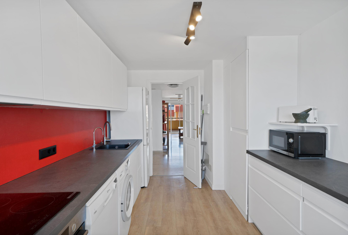 Penthouse te koop in Estepona | 2 slaapkamers H5336869