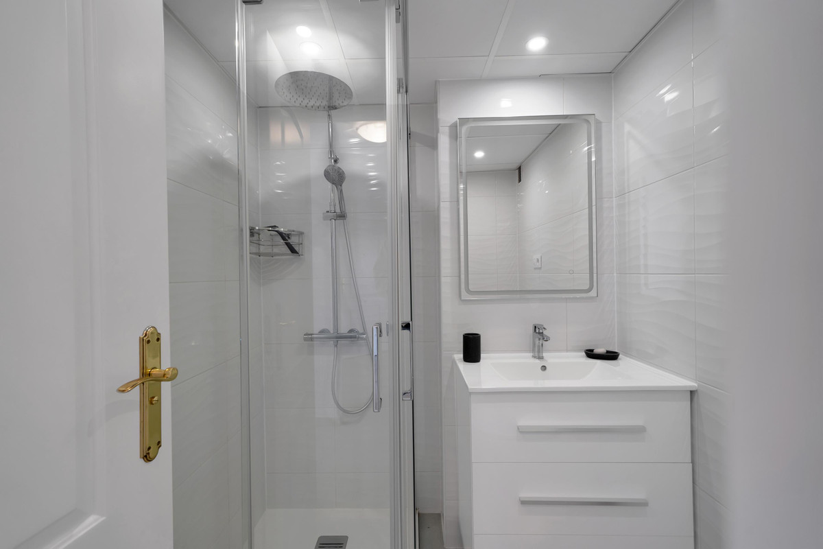 Penthouse te koop in Estepona | 2 slaapkamers H5336869