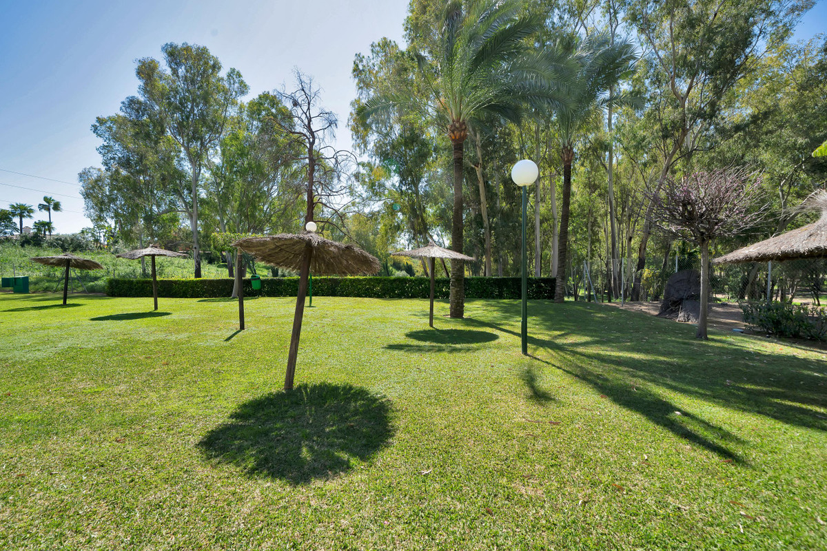 Penthouse te koop in Estepona | 2 slaapkamers H5336869