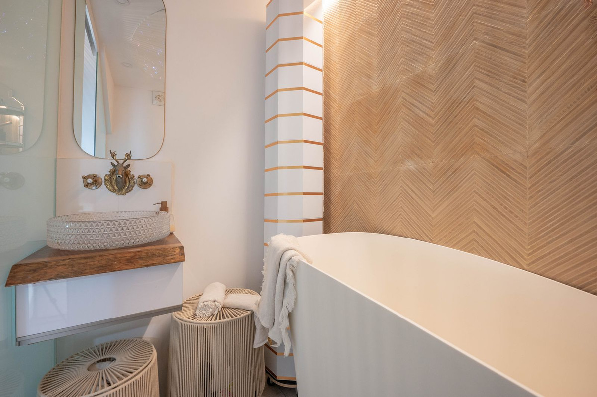 Appartement te koop in Estepona | 0 slaapkamers H5337226