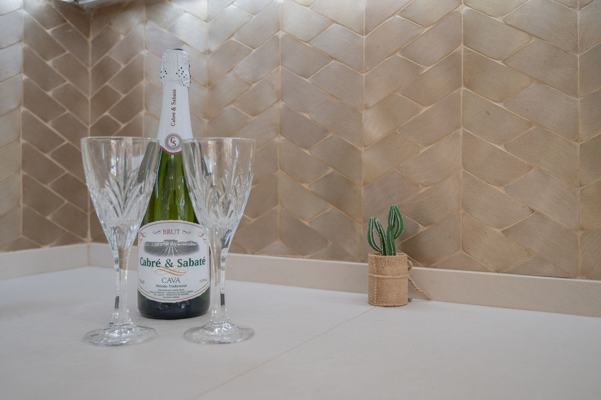 Appartement te koop in Estepona | 0 slaapkamers H5337226