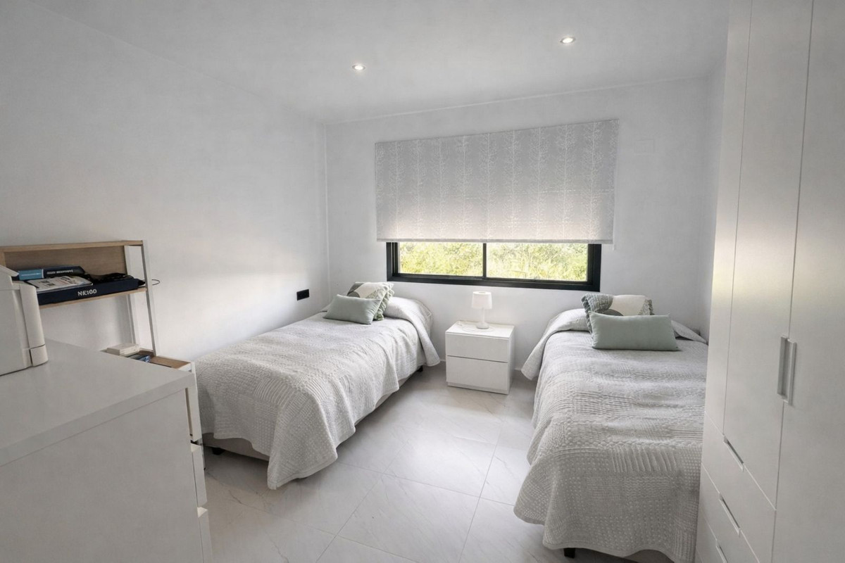 Appartement te koop in Estepona | 2 slaapkamers H5337295