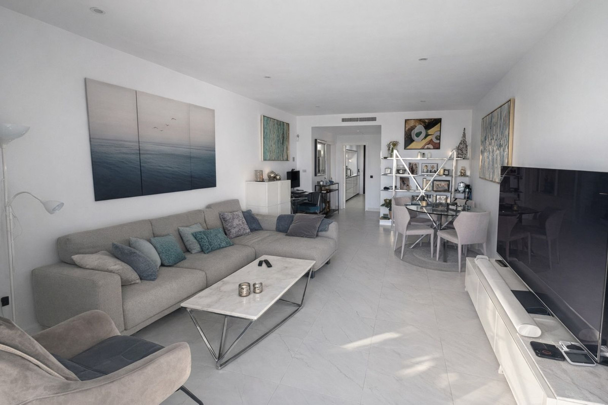 Appartement te koop in Estepona | 2 slaapkamers H5337295