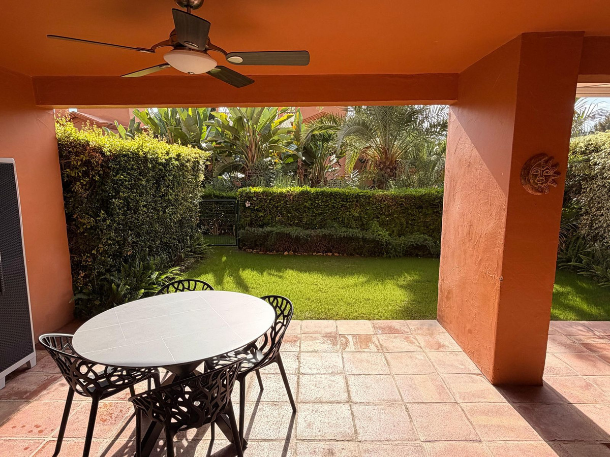 Appartement te koop in Estepona | 3 slaapkamers H5337394