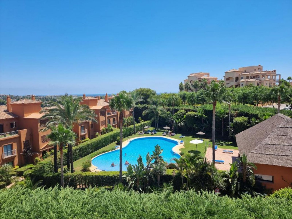 Appartement te koop in Estepona | 3 slaapkamers H5337394