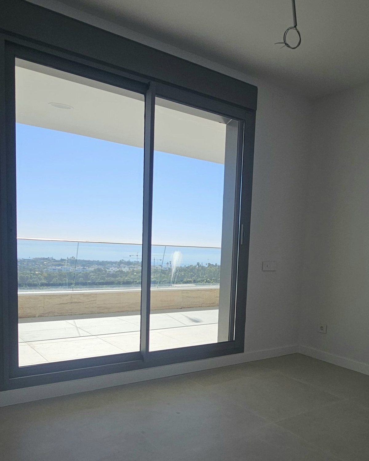 Appartement te koop in Estepona | 2 slaapkamers H5337406
