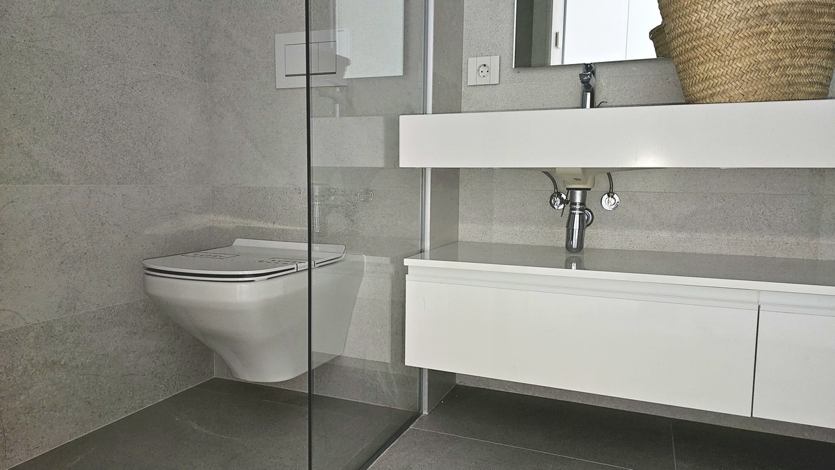 Appartement te koop in Estepona | 2 slaapkamers H5337406