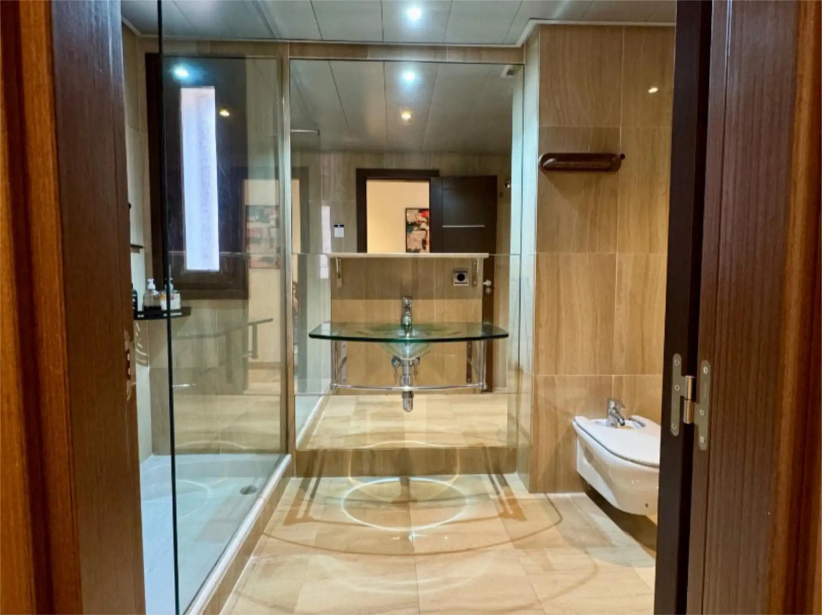 Appartement te koop in Estepona | 3 slaapkamers H5337472