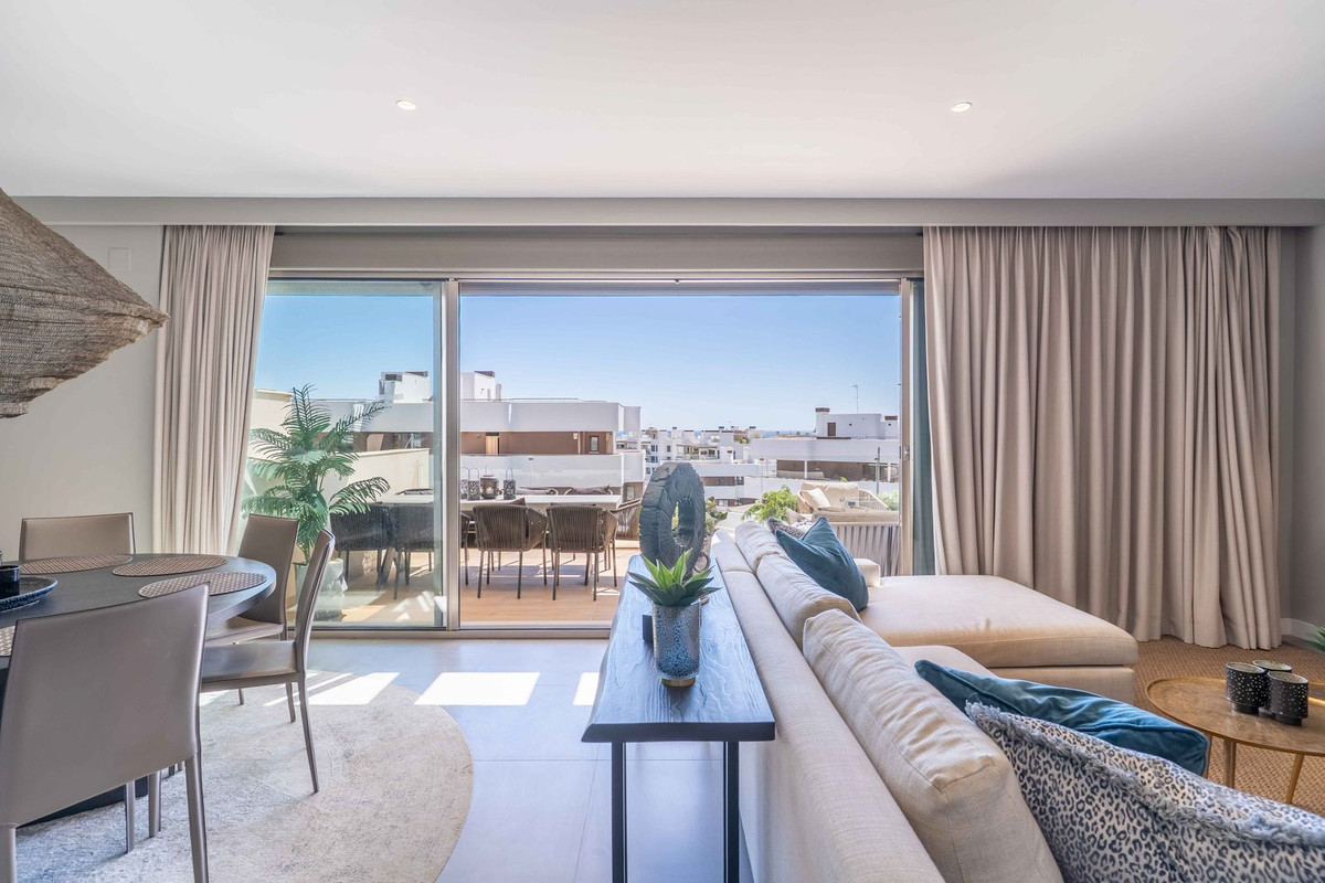 Appartement te koop in Estepona | 4 slaapkamers H5337811