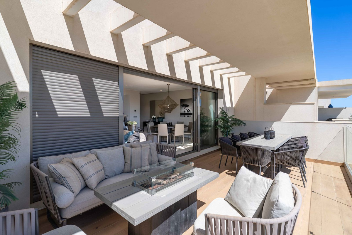 Appartement te koop in Estepona | 4 slaapkamers H5337811