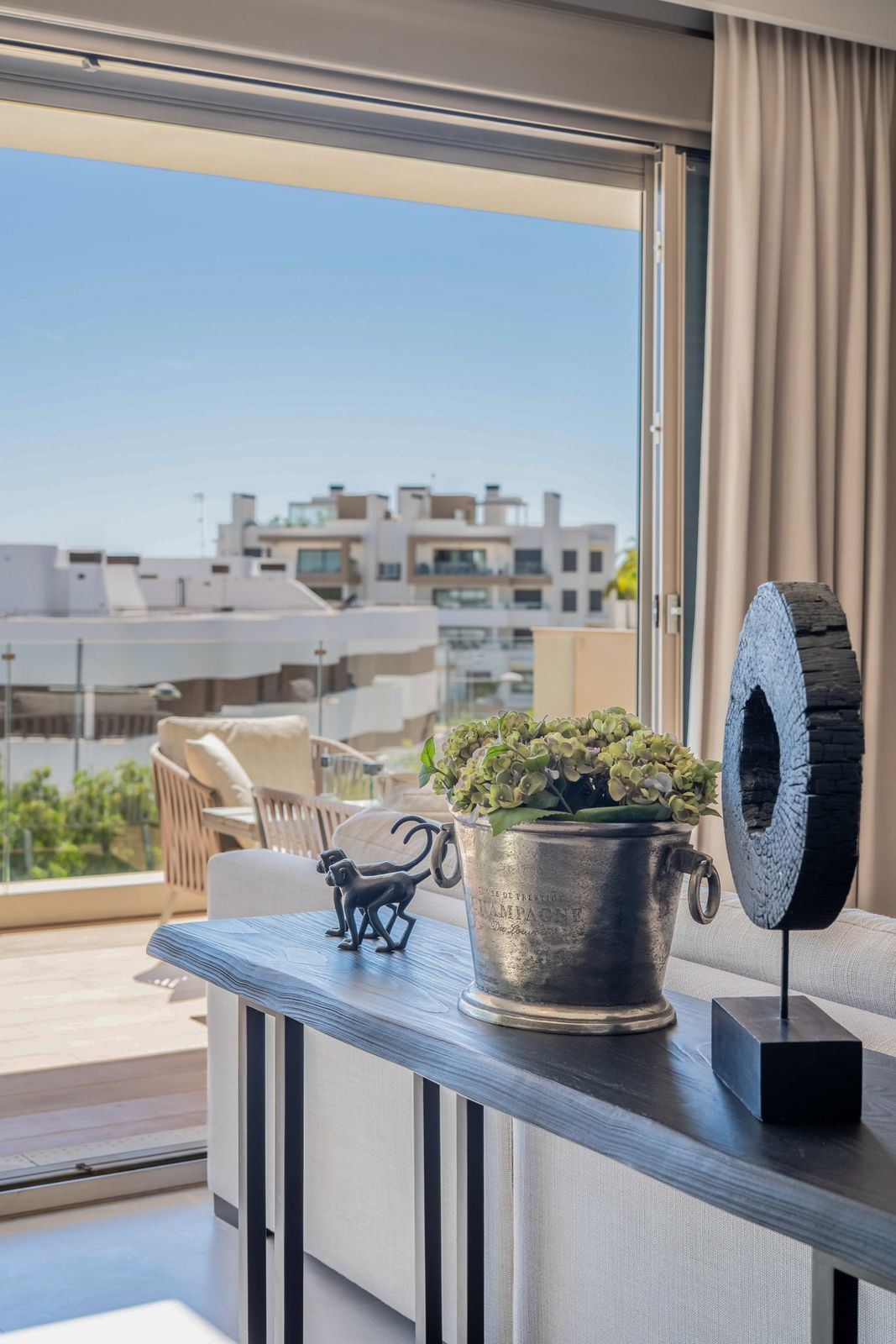 Appartement te koop in Estepona | 4 slaapkamers H5337811