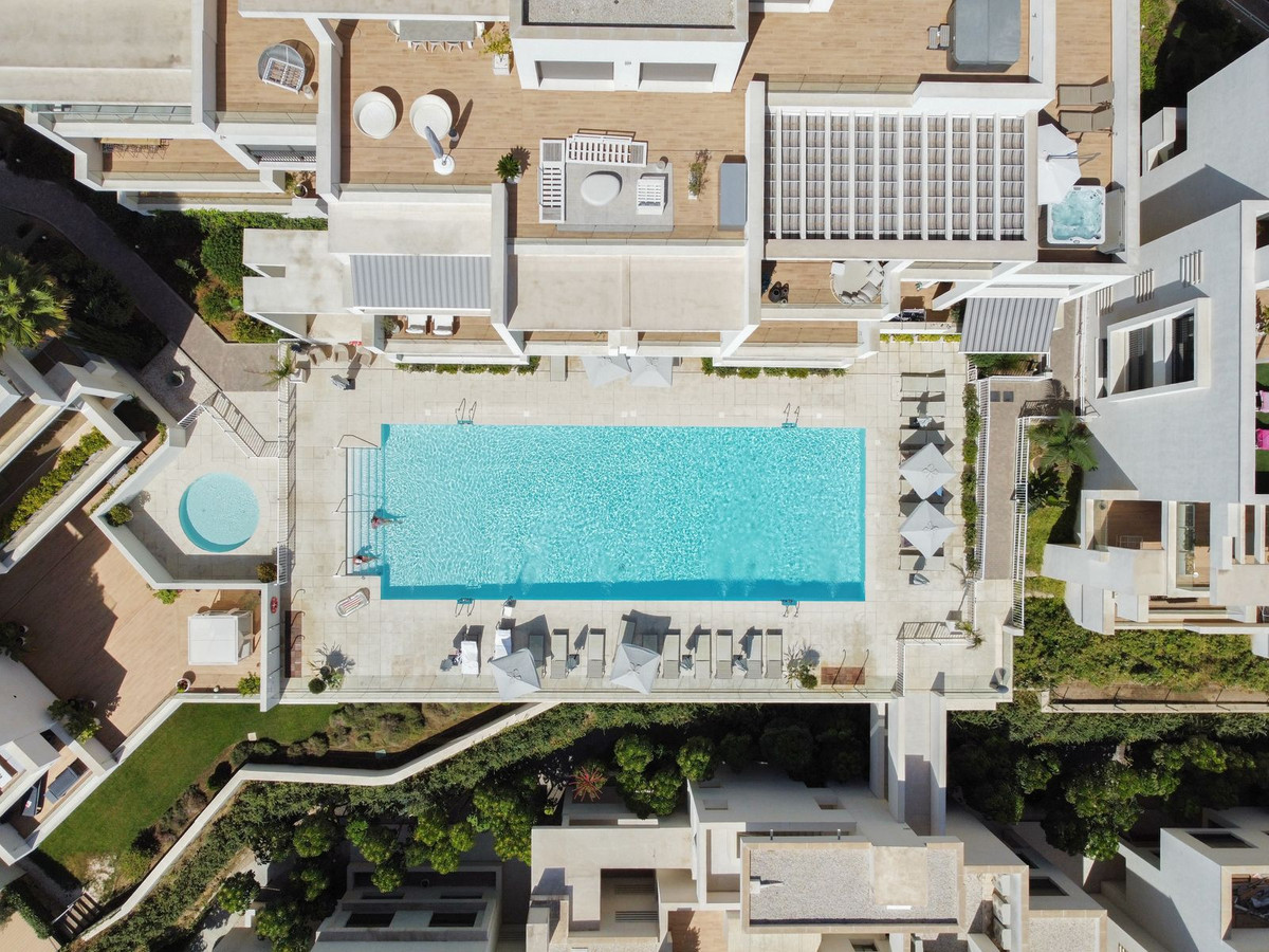 Appartement te koop in Estepona | 4 slaapkamers H5337811