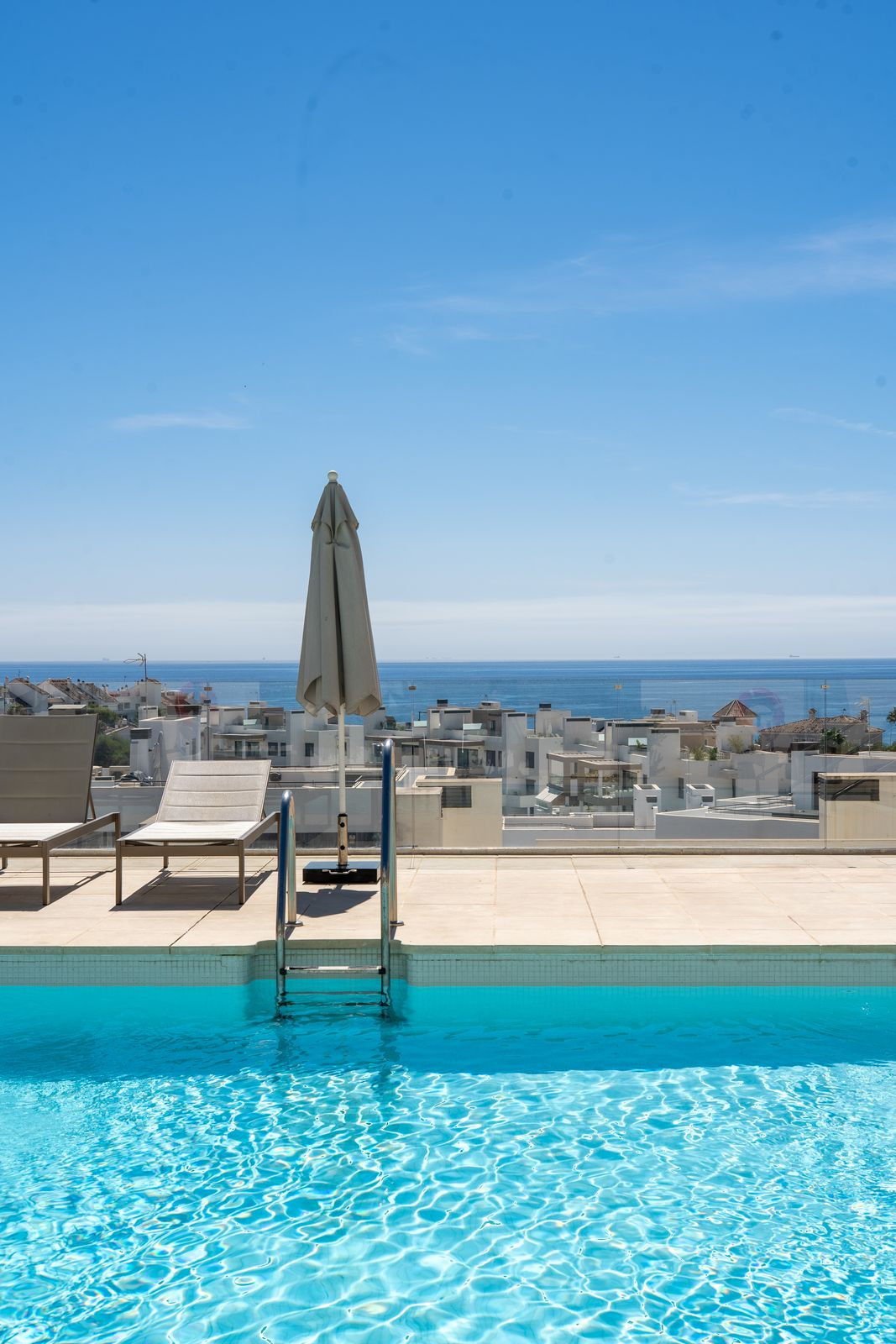 Appartement te koop in Estepona | 4 slaapkamers H5337811