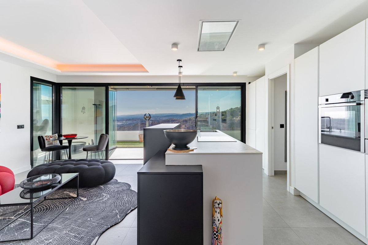 Penthouse te koop in Estepona | 2 slaapkamers H5337916