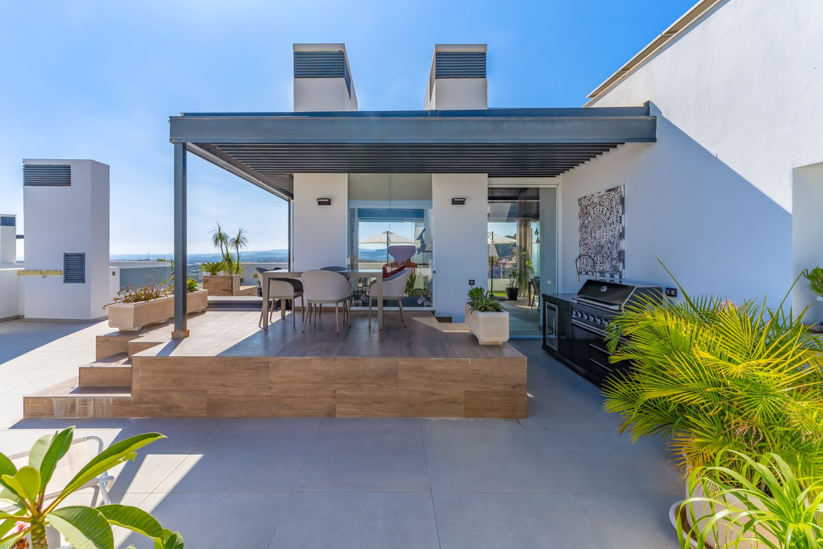 Penthouse te koop in Estepona | 2 slaapkamers H5337916