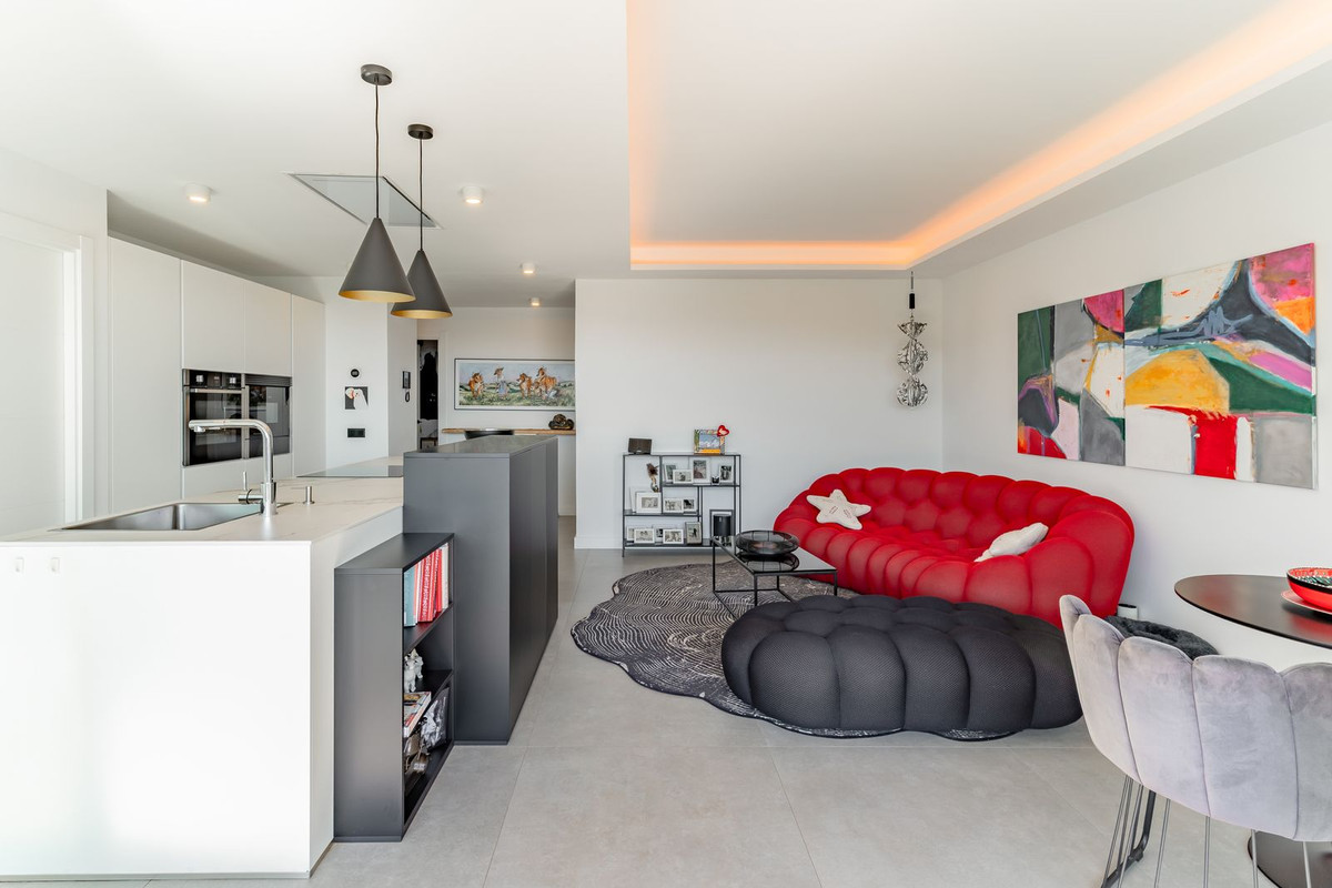 Penthouse te koop in Estepona | 2 slaapkamers H5337916