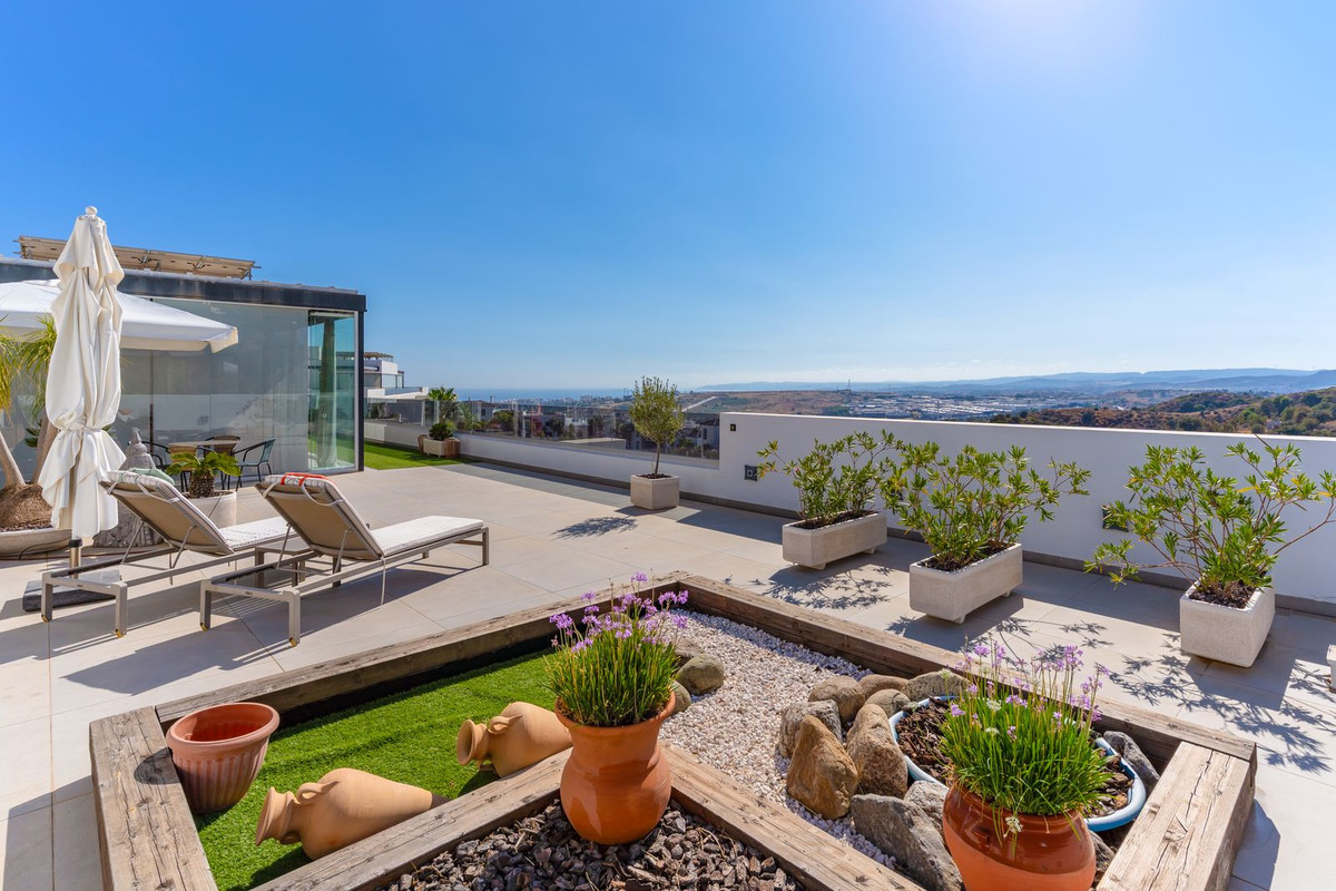 Penthouse te koop in Estepona | 2 slaapkamers H5337916