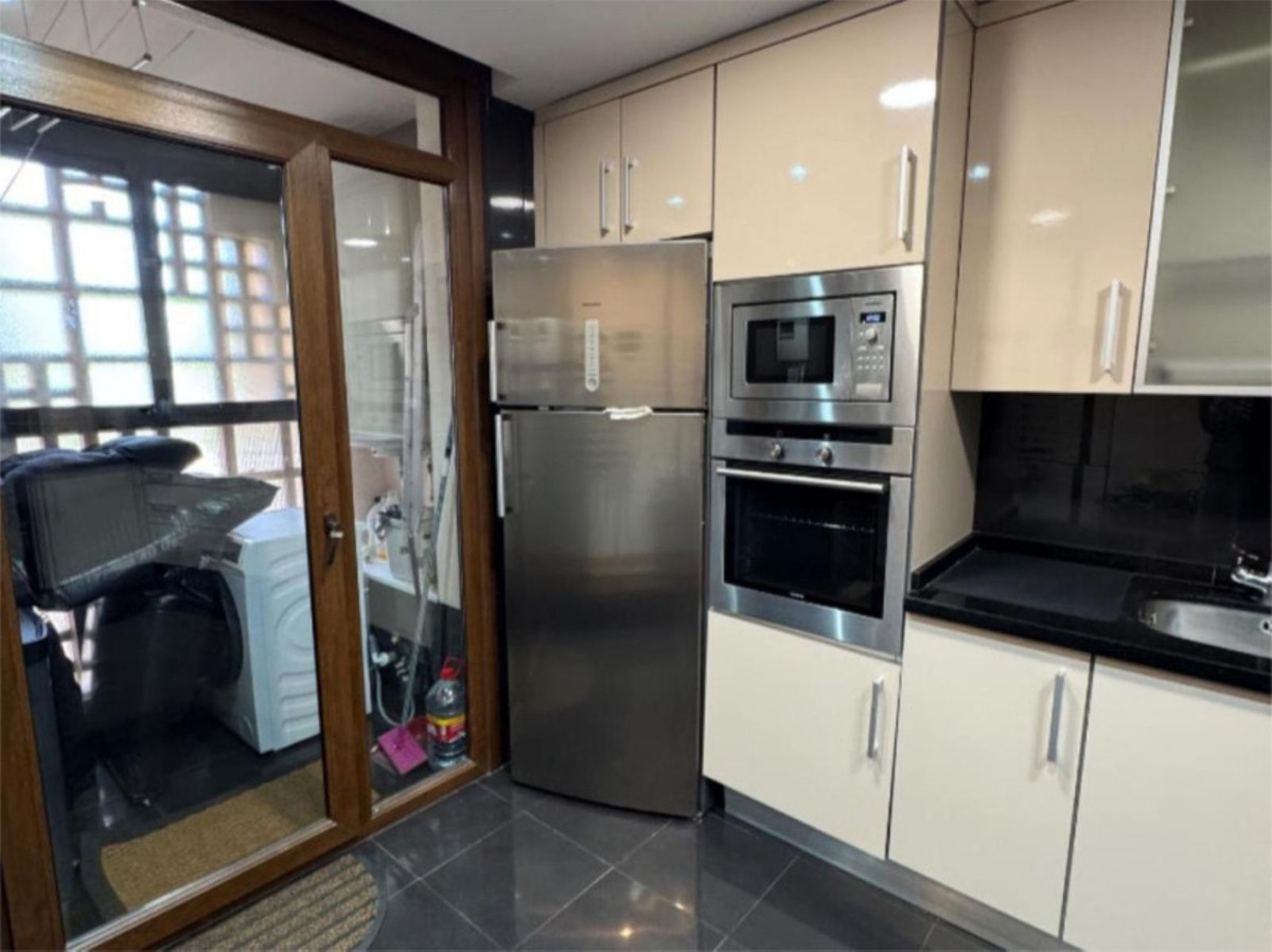 Appartement te koop in Estepona | 3 slaapkamers H5338510