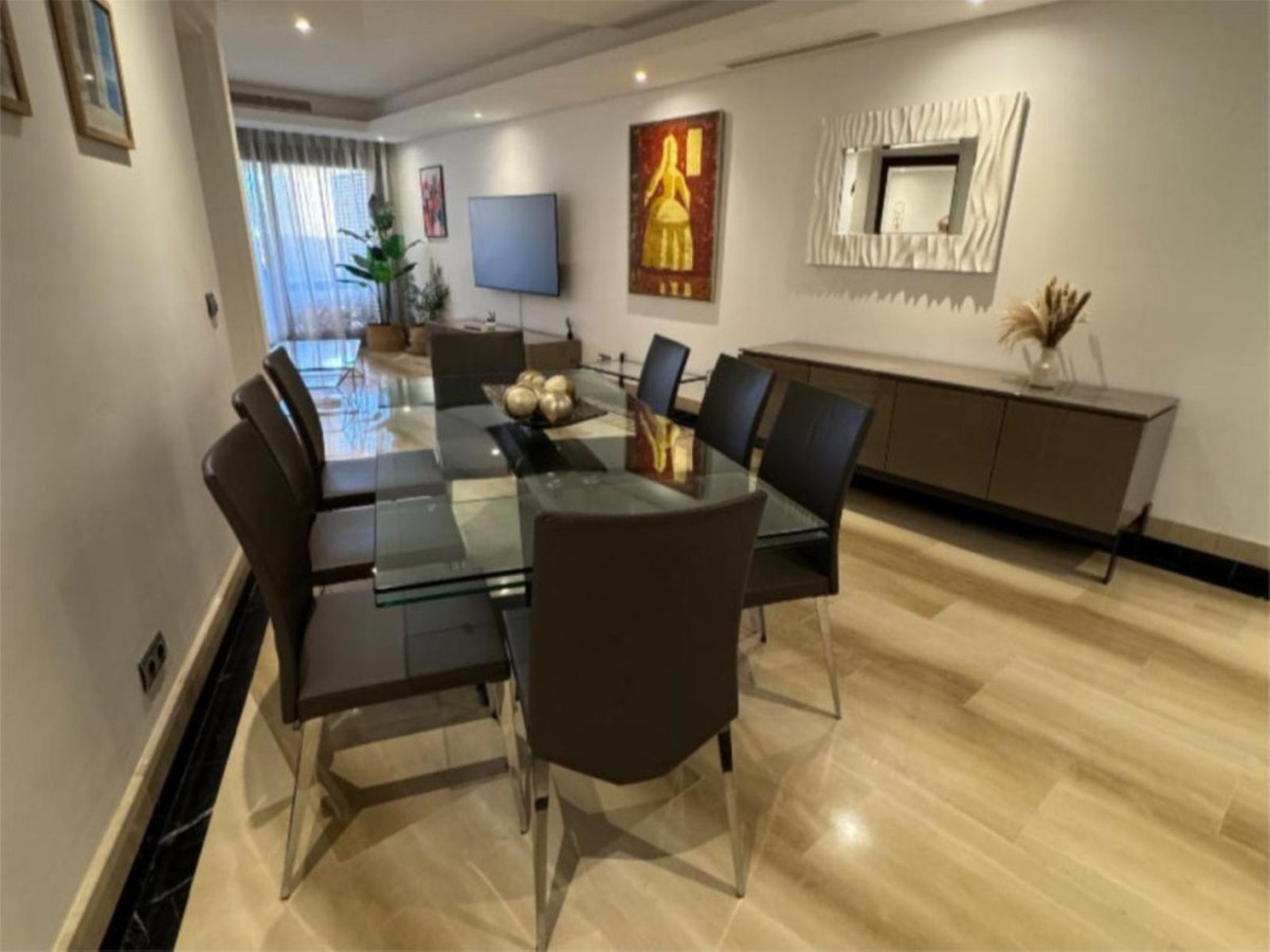 Appartement te koop in Estepona | 3 slaapkamers H5338510