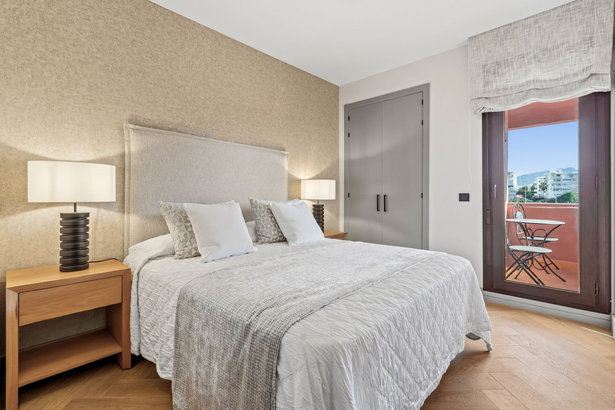 Appartement te koop in Estepona | 3 slaapkamers H5338801