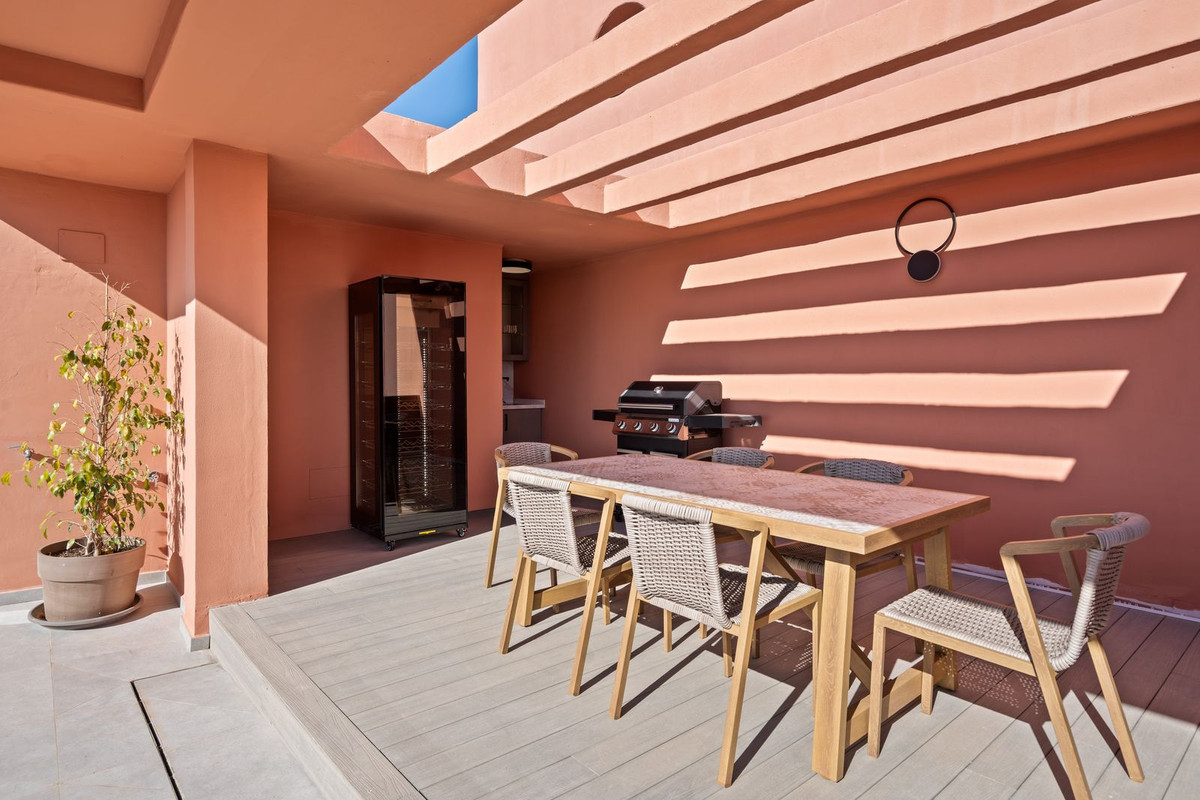 Appartement te koop in Estepona | 3 slaapkamers H5338801