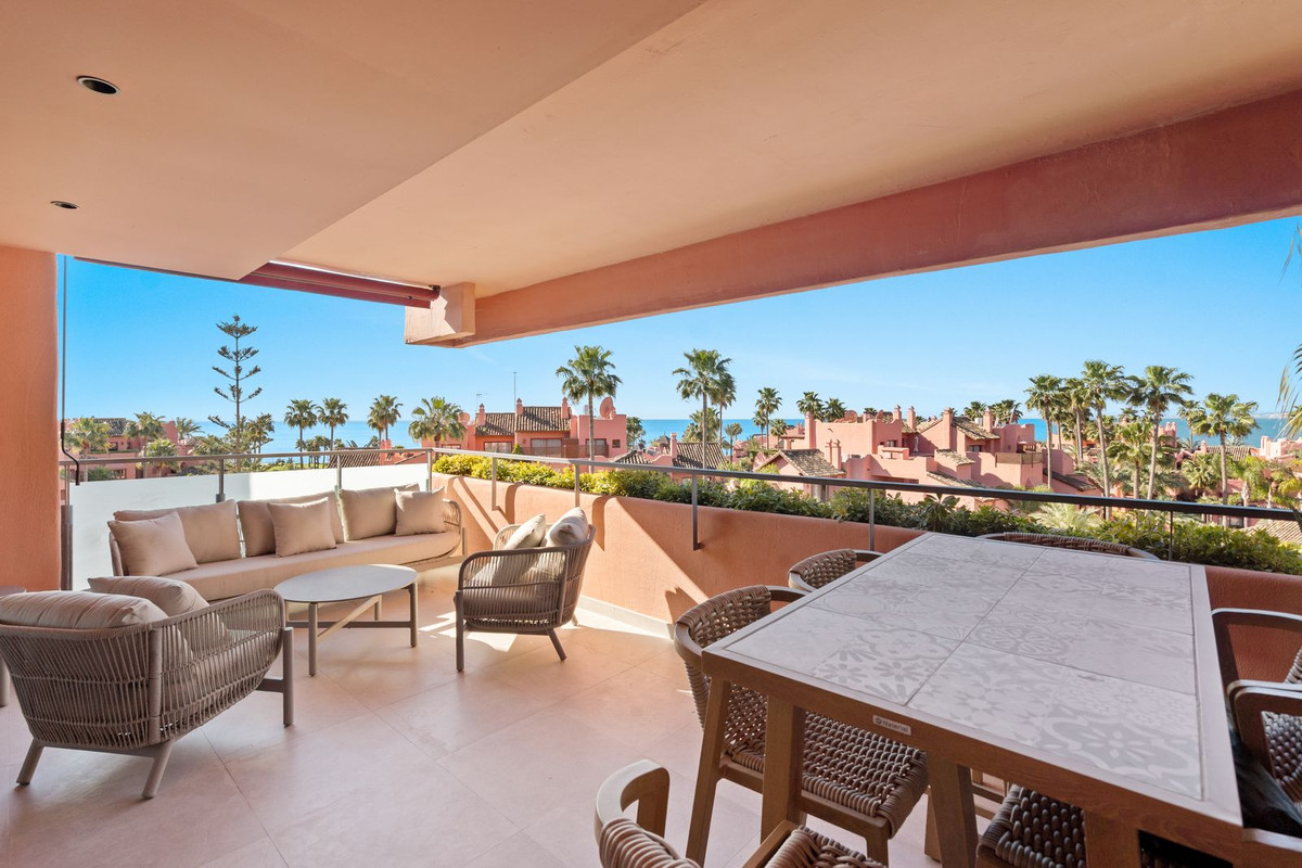 Appartement te koop in Estepona | 3 slaapkamers H5338801