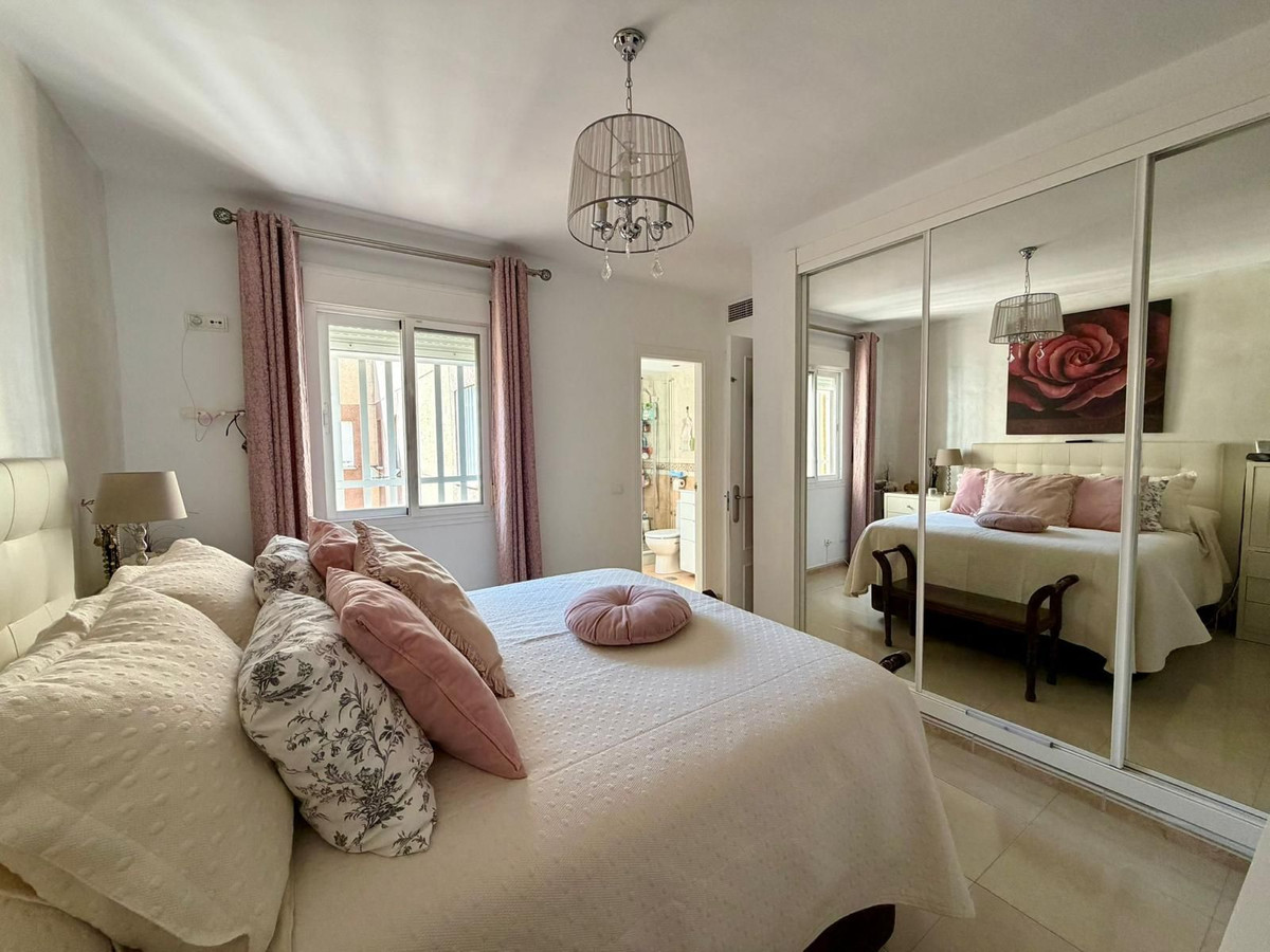 Penthouse te koop in Estepona | 4 slaapkamers H5339179