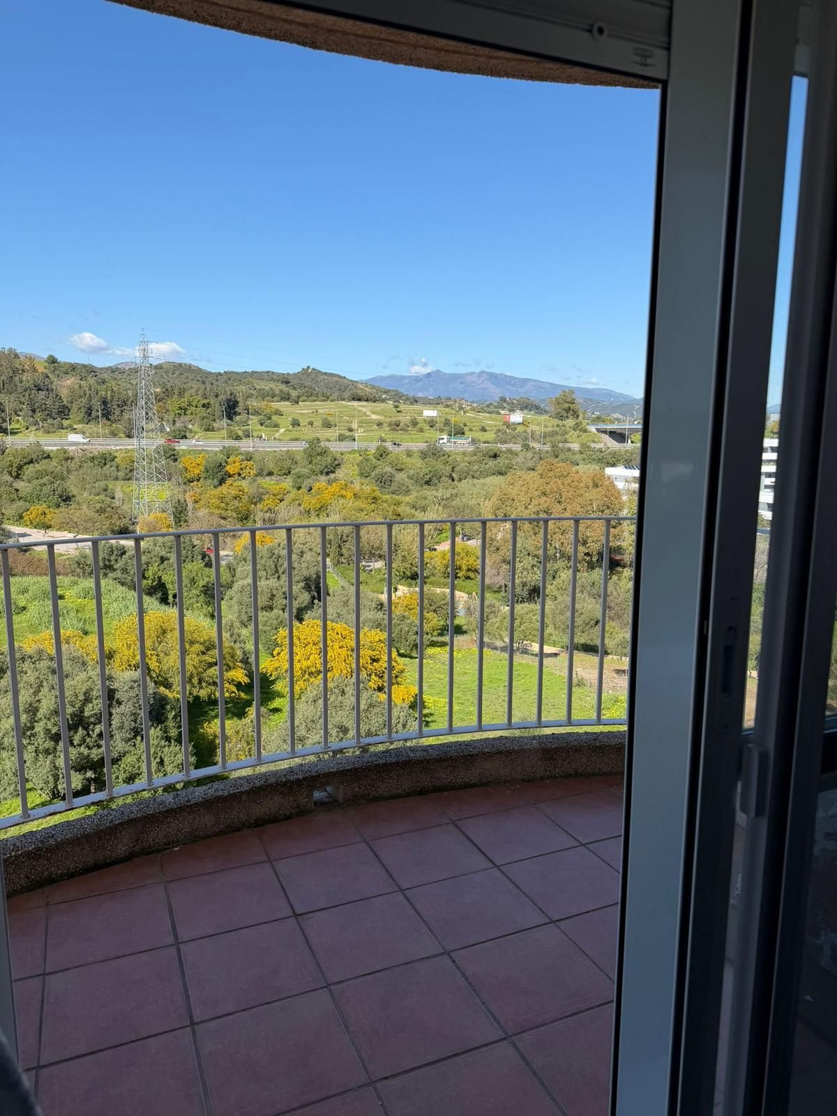 Penthouse te koop in Estepona | 4 slaapkamers H5339179