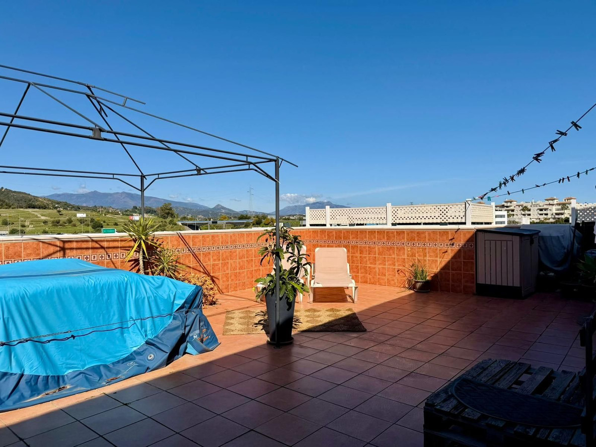 Penthouse te koop in Estepona | 4 slaapkamers H5339179