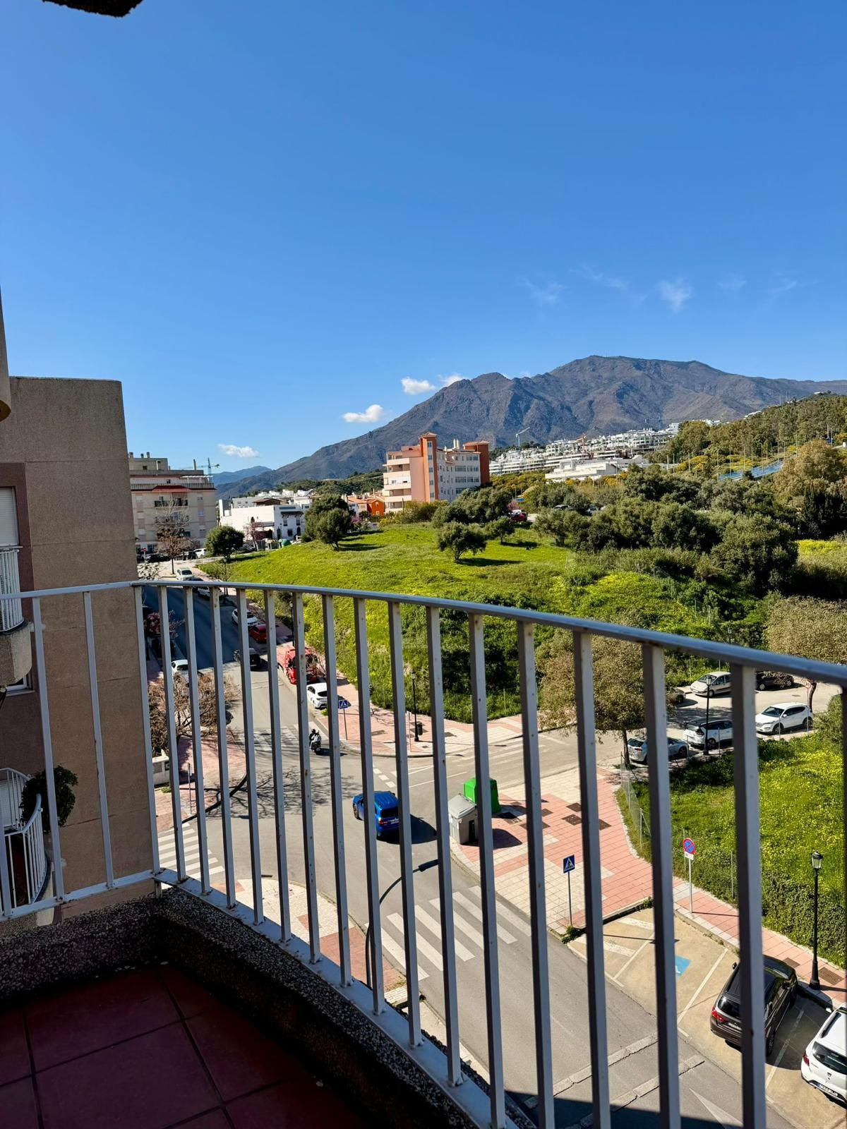 Penthouse te koop in Estepona | 4 slaapkamers H5339179