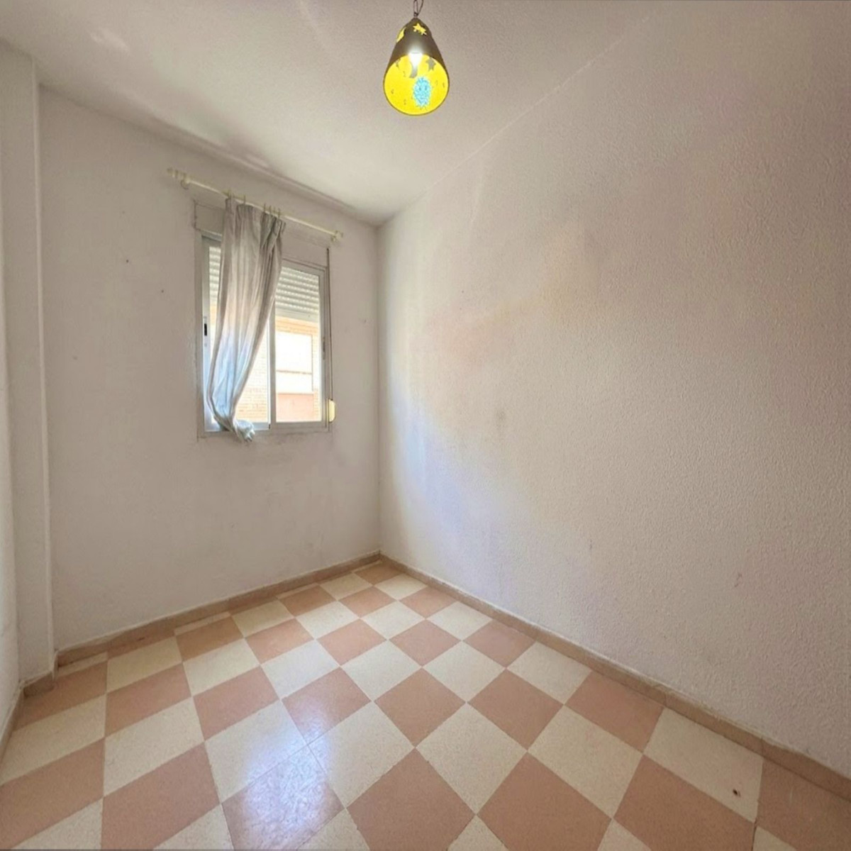 Appartement te koop in Estepona | 4 slaapkamers H5340925