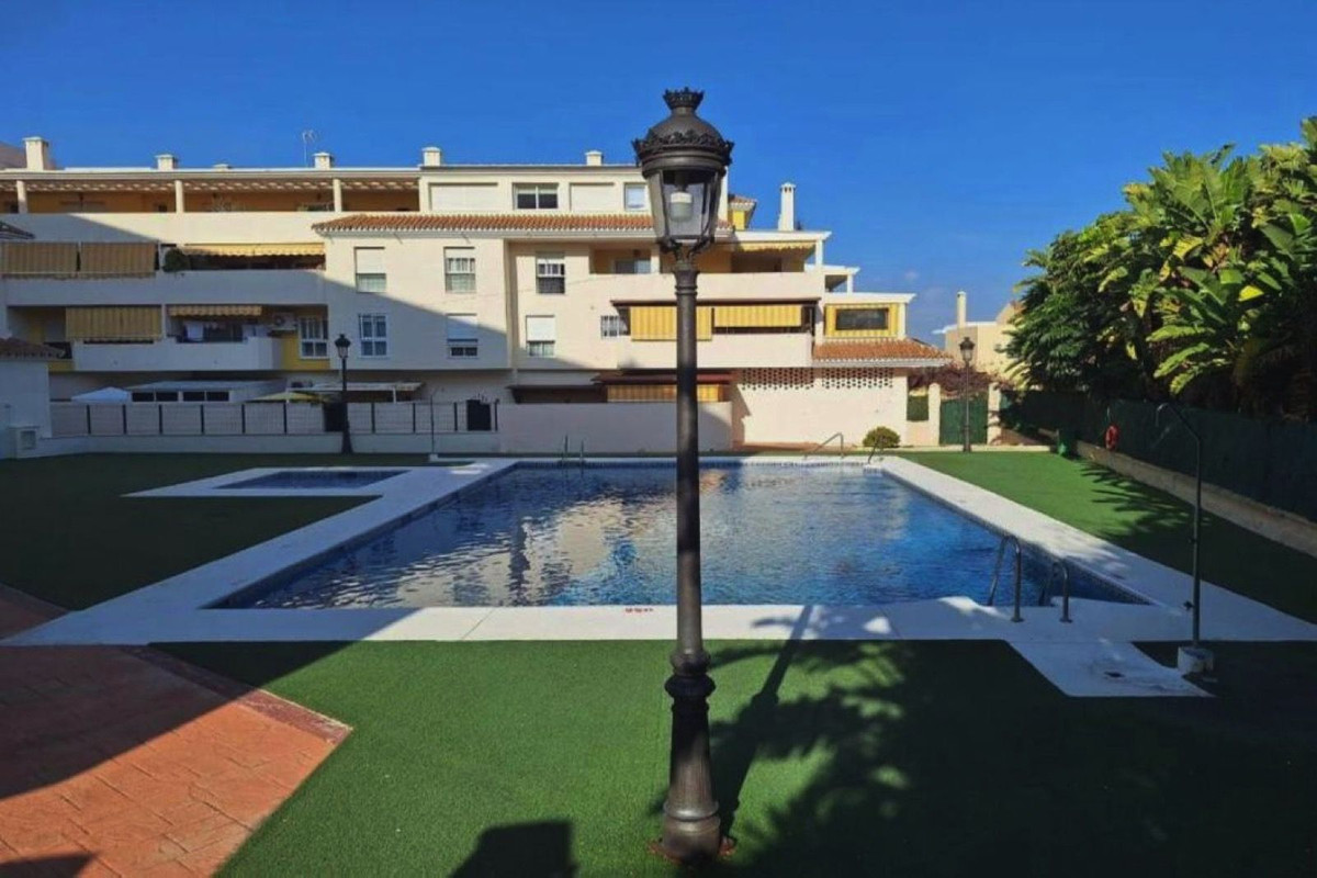 Appartement te koop in Estepona | 2 slaapkamers H5340967