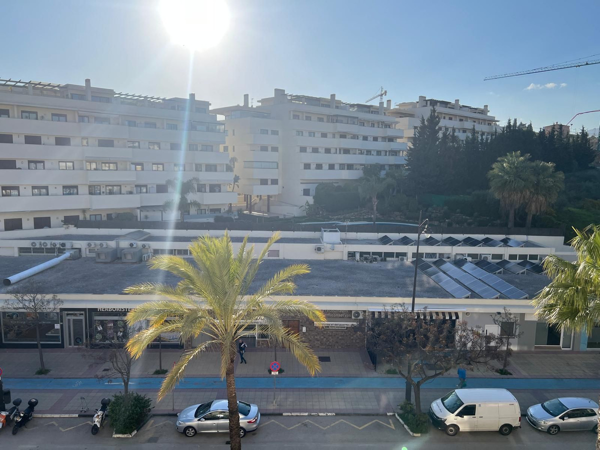 Appartement te koop in Estepona | 2 slaapkamers H5340967