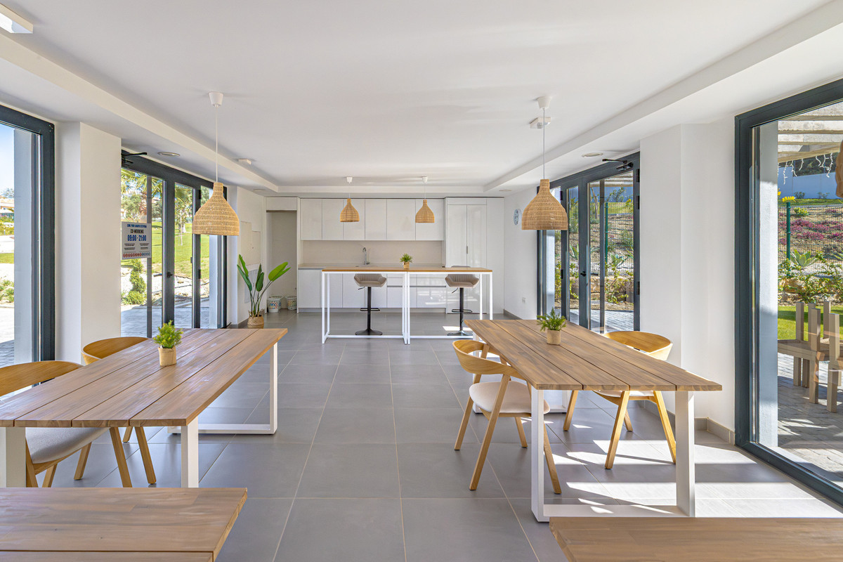 Appartement te koop in Estepona | 2 slaapkamers H5341162