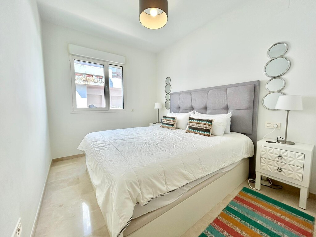 Appartement te koop in Estepona | 2 slaapkamers H5341876